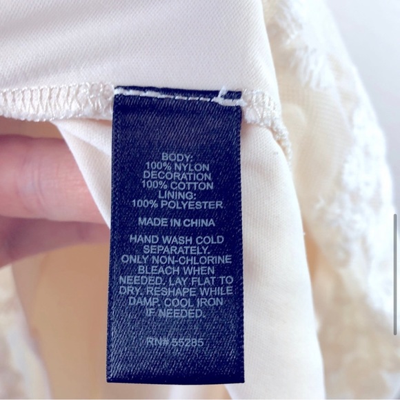 Express Cream lace overlay dress - Picture 8 of 8